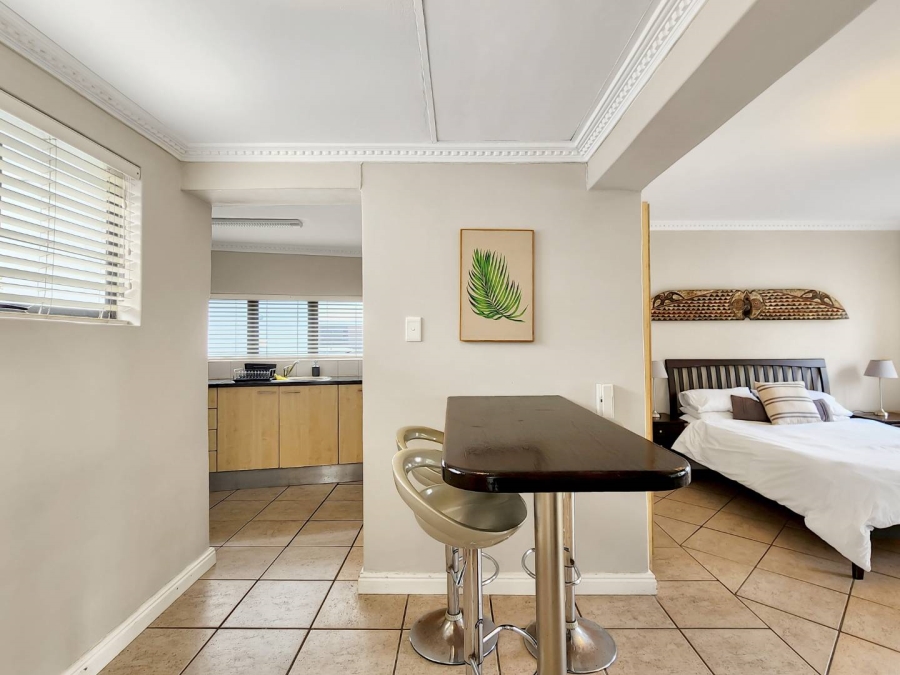 0 Bedroom Property for Sale in Sea Point Western Cape